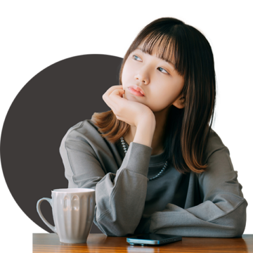 悩む女性